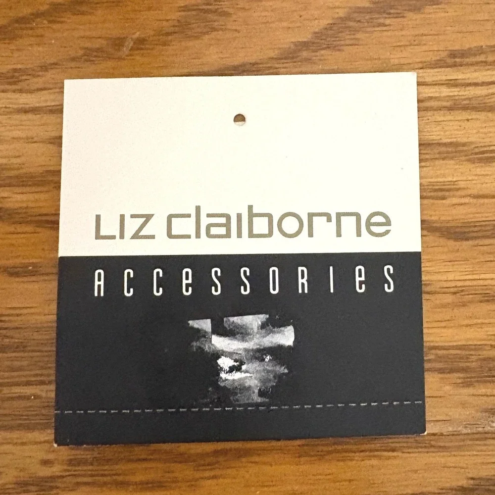 Liz Claiborne Ivory Crochet Floral Purse Zebra Print Lining HBRU0463 NEW‎
